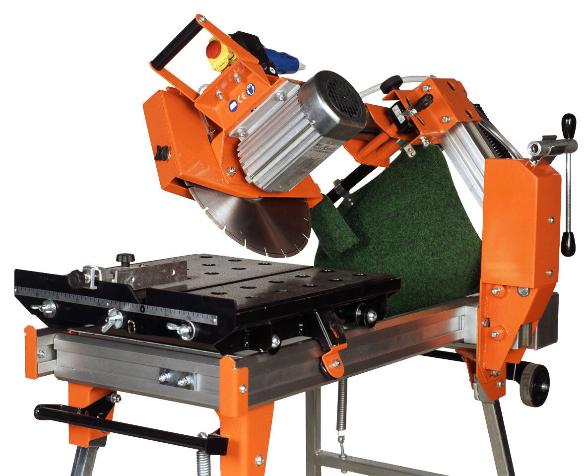 Norton Clipper CHW-T vizes téglavágó gép termék fő termékképe